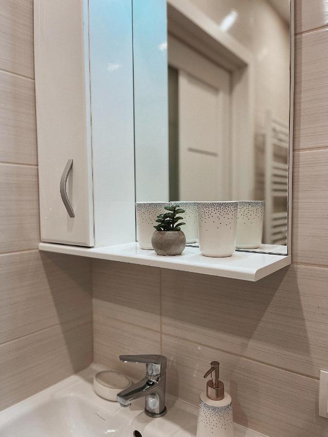 צ'יסינאו Miadema Apartments מראה חיצוני תמונה
